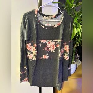 Floral Long Sleeve Top in Dark Gray